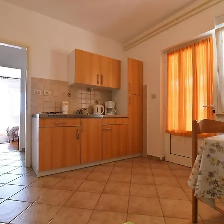 Apartament In 34158 Mošćenička Draga